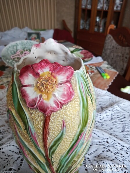 Majolica vase, 37 cm, very special.
