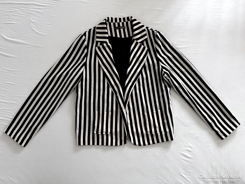 New striped uk14, eu40, size L blazer, jacket