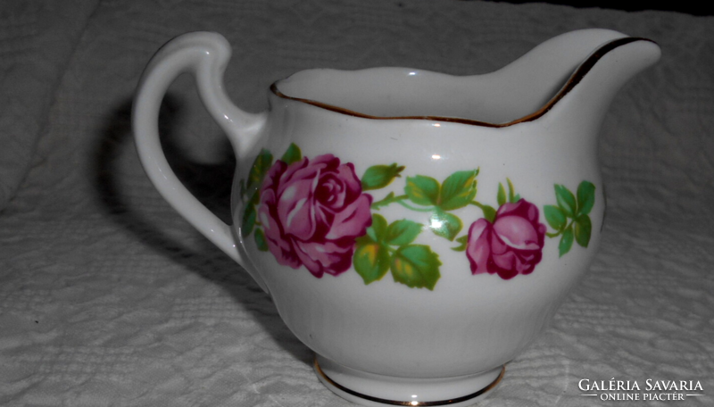 Porcelain spout with an English rose pattern