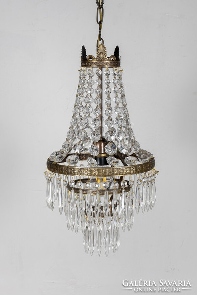 Small ampoule-shaped crystal chandelier