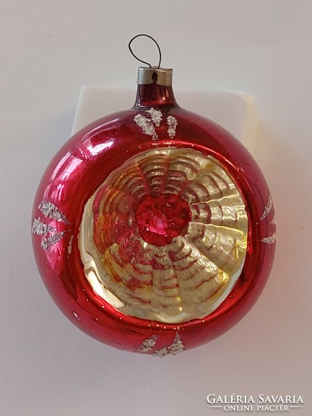Régi üveg karácsonyfadísz behúzott piros gömb üvegdísz