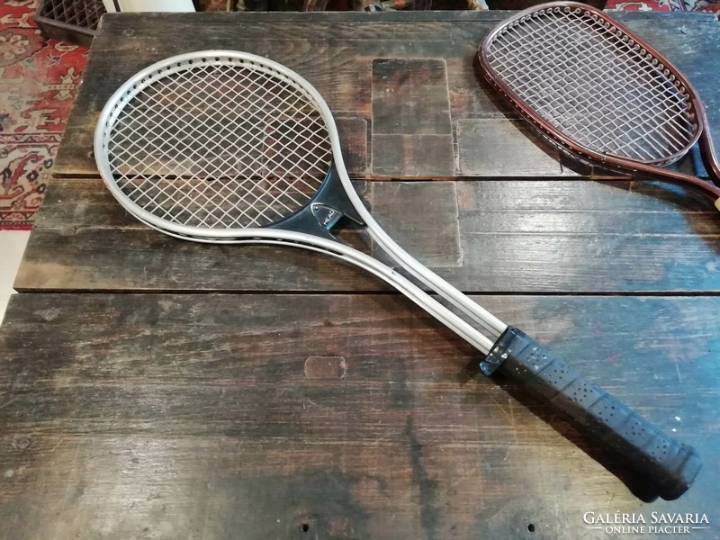 4 pieces of fiberglass rackets, tennis racket and other ball game rackets