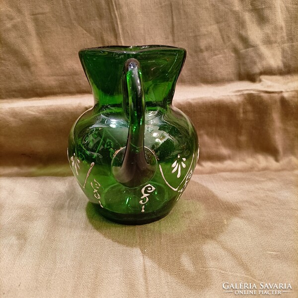 Kézzel festett zöld fújt üveg Huta kancsó