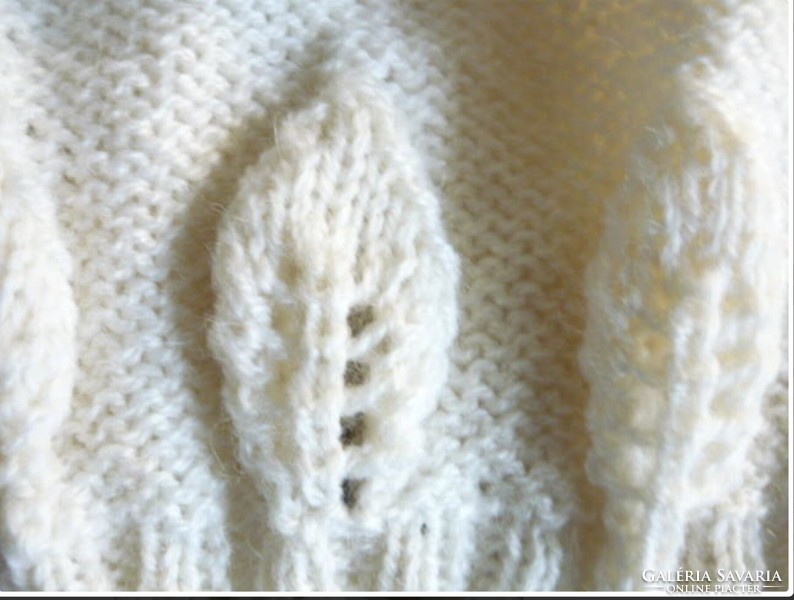 Unique, hand-knitted women's hat with a leaf pattern