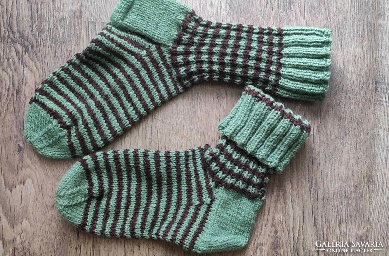 Hand-knitted thick socks