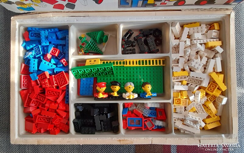 Retro LEGO Basic 50 alap építőkészlet - 1976 -