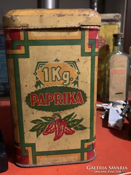 Old metal box paprika marke depose