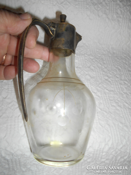 Antik csiszolt üveg karaffa-fém szerelékkel