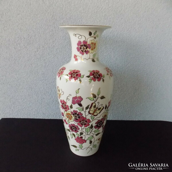 Large butterfly vase by Zsolnay, 34 cm