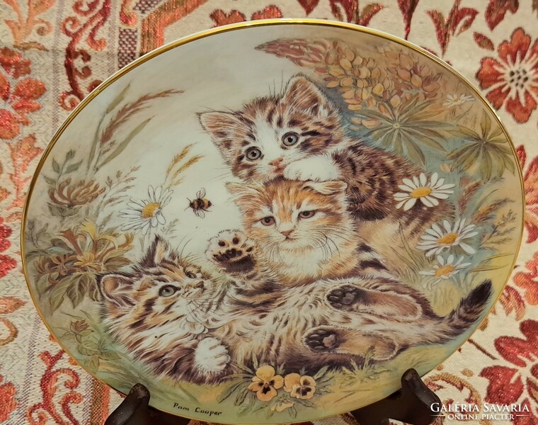 Három macskás porcelán dísztányér, falitányér (L4337)