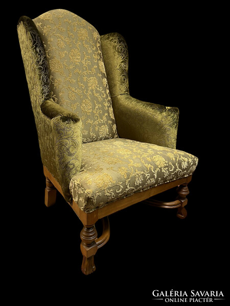 Unique classic style reading armchair - winged armchair