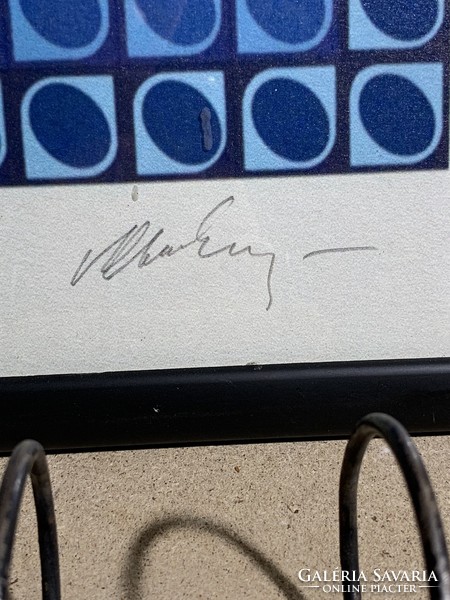 Vasarely jelzéssel  szitanyomat, 60 x 60 cm-es nagyságú ritkaság.