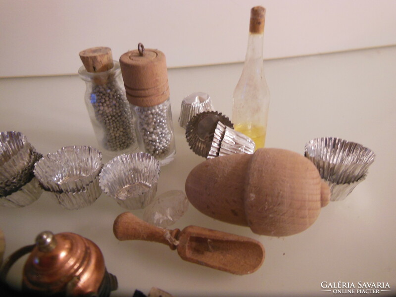 Miniature - solid copper teapot - glass mushrooms etc. - 6 X 3 cm - 2.5 cm - retro Austrian - - perfect