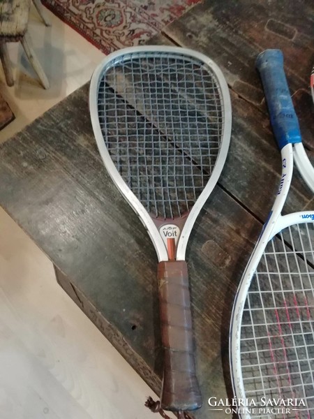 4 pieces of fiberglass rackets, tennis racket and other ball game rackets