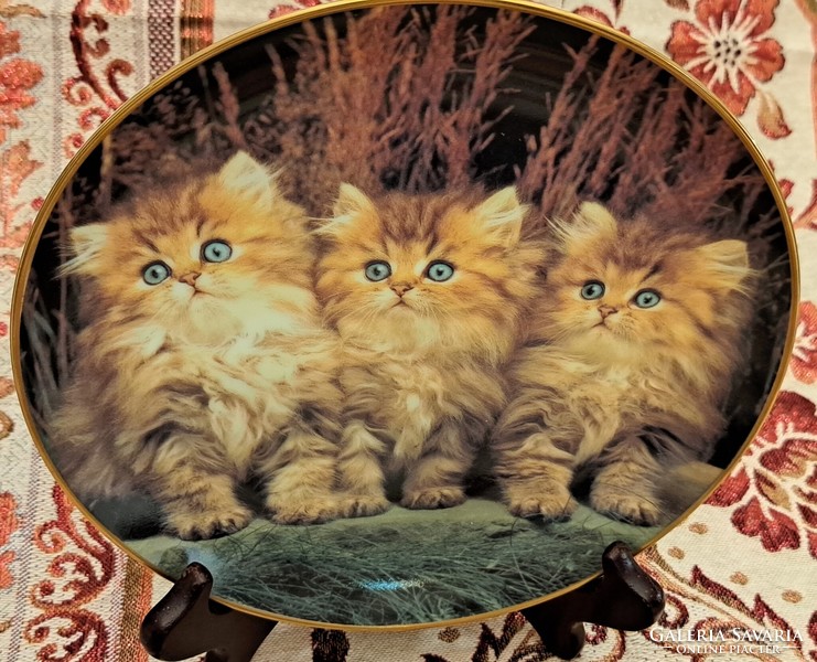 Három cicás porcelán dísztányér, macskás falitányér (L4341)