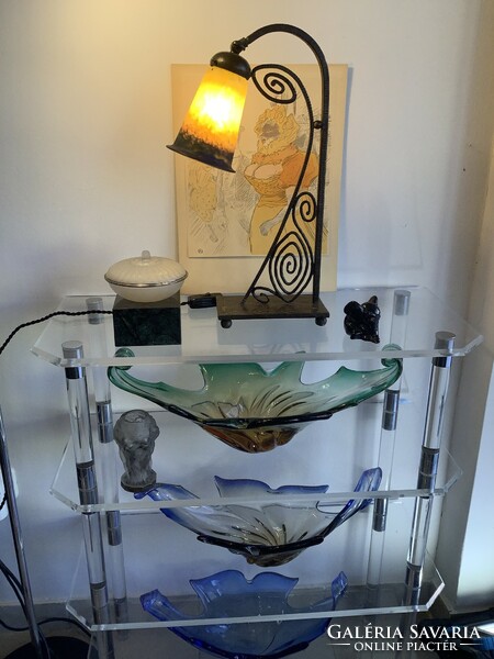 Jelzett exkluzív art deco lámpa Francois Carion-tól Muller Freres üvegbúrával a 20-as évekből