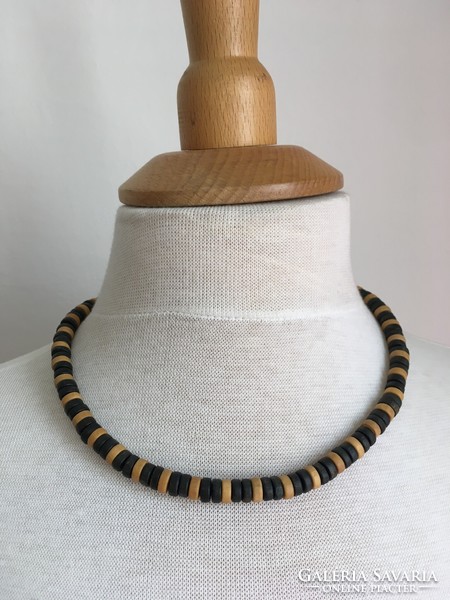 Black and brown wooden necklace