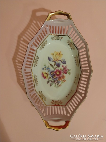 P.M German offering basket, center of the table