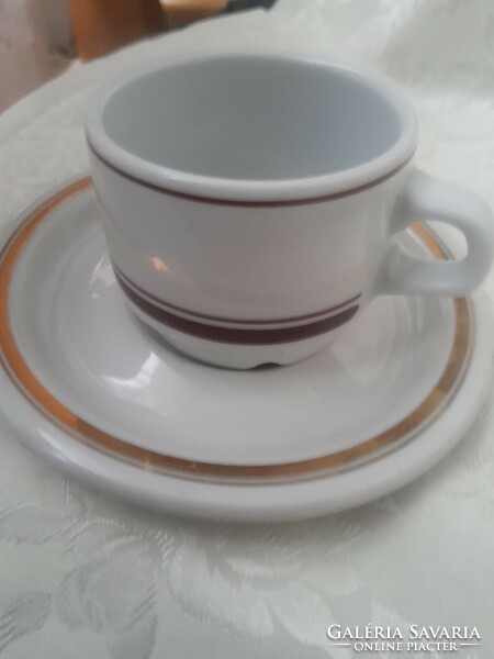 Lowland coffee cup with brown stripes is rare