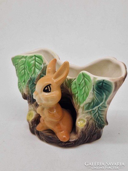 Hornsea English porcelain small vase with bunny 8cm