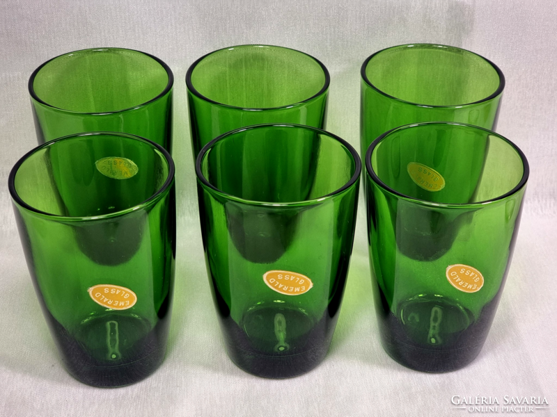 6 db zöld üvegpohár készlet, Emerald Glass matrica jelöléssel.XX.szd közepe-második fele.