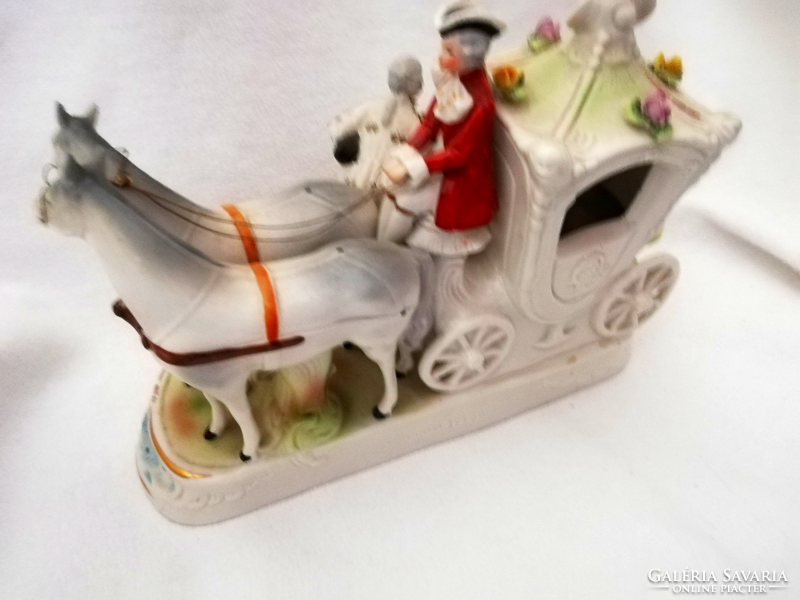 Collector carl scheidig grafenthal lord carriage with woman in lace dress