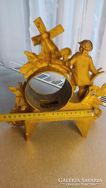 French table mantel clock figured fire gilded. Video