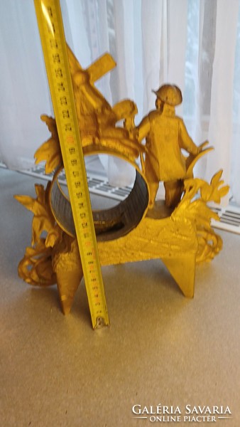 French table mantel clock figured fire gilded. Video