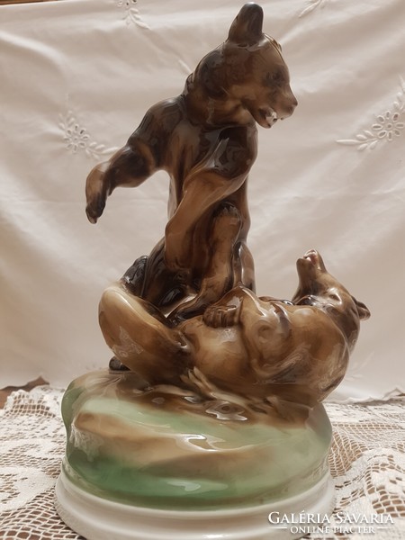 Nice zsolnay wrestling bear porcelain figure