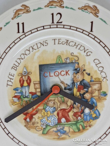 English royal doulton bunnykins wall clock (not tested) 20cm