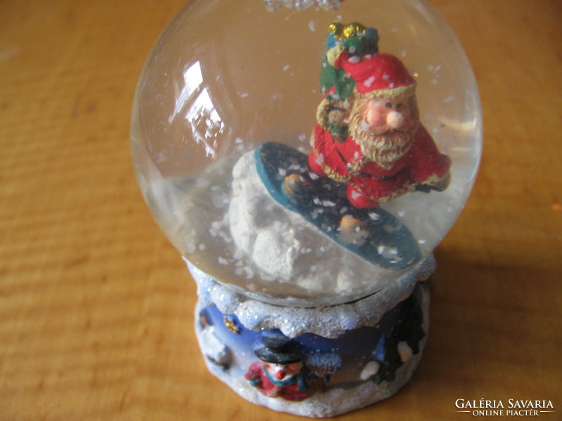 Retro Santa Claus snow globe