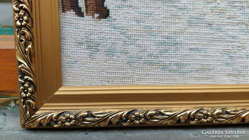 Glazed gold-wood picture frame, internal size 18x22 cm