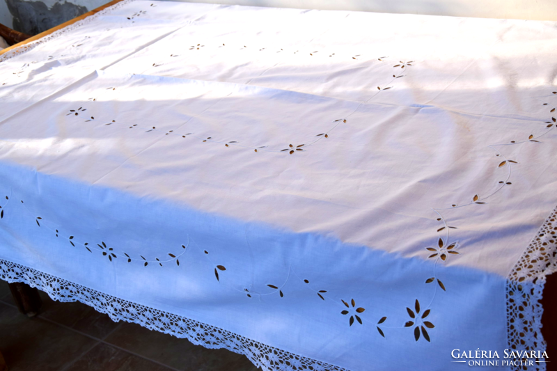Régi Antik Hatalmas ünnepi riselt hímzett terítő asztalterítő abrosz csipkés 158 x 140 cm