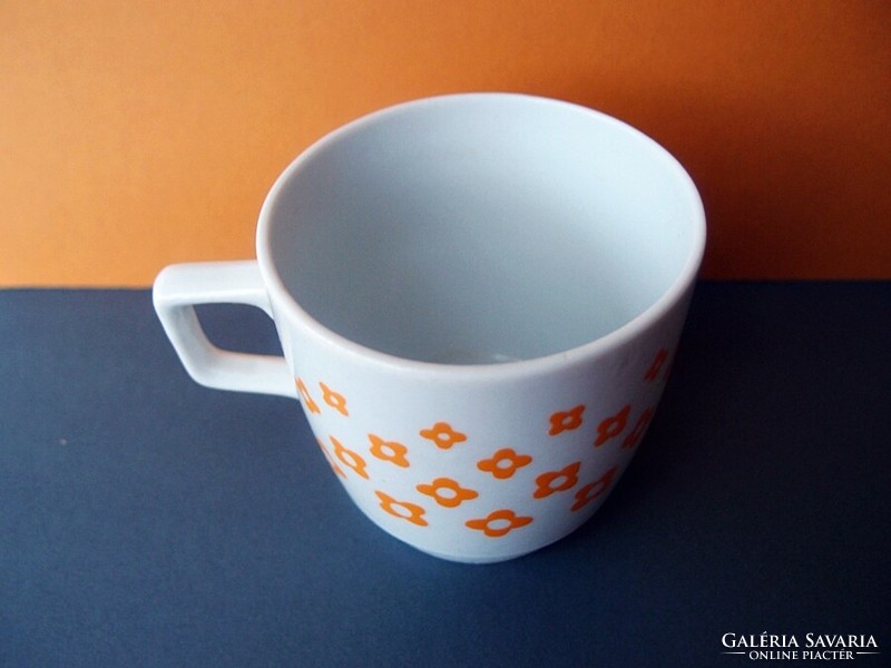 Zsolnay mug