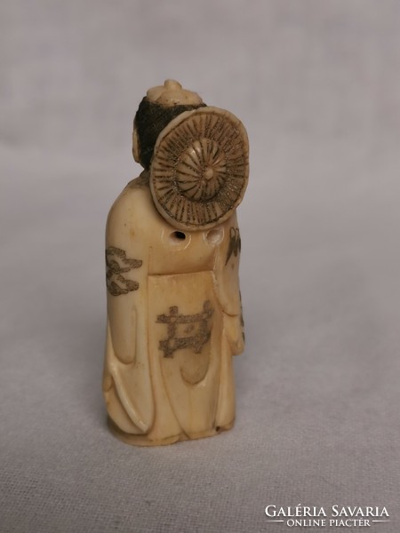 Japanese netsuke bone carving