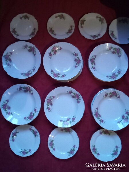 Chinese porcelain flower-patterned tableware for 6 people for Christmas, New Year's Eve and New Year celebrations