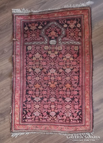 North Caucasus, Dagestan prayer rug. Hand knotted, rare!
