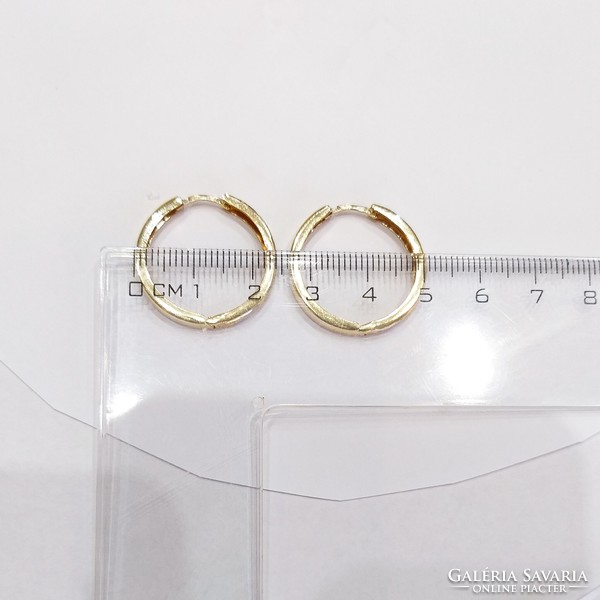 14 Carats, 3.05g. Yellow-white gold hoop earrings (no. 23/64.)