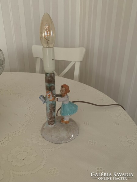 Renovated antique ceramic lamp