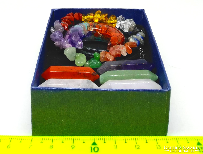 7 Chakra mineral set with moon pendant necklace and bracelet 27