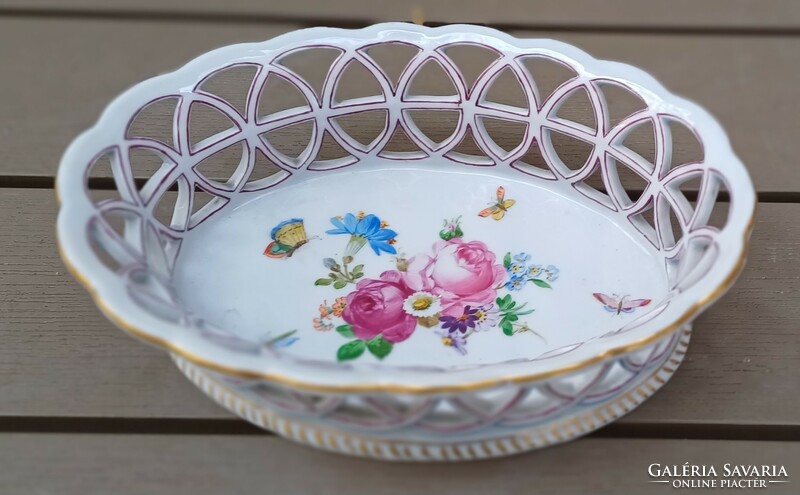 Antique Herend basket table centerpiece with openwork edge. Beautiful base from Herend.