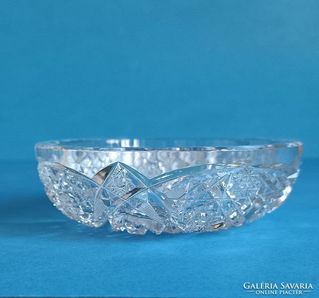 Thick-walled polished crystal table centerpiece