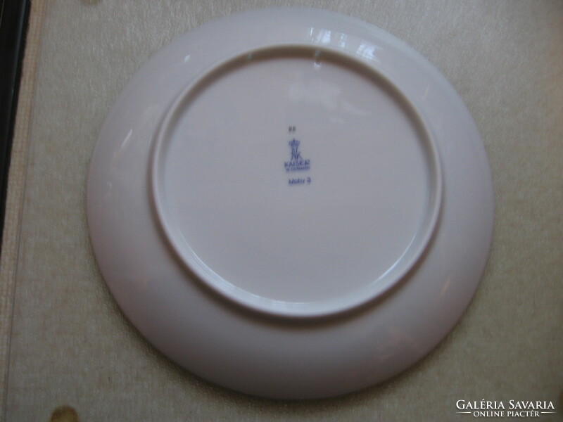 Retro ak kaiser porcelain Christmas plate 3. Motif.
