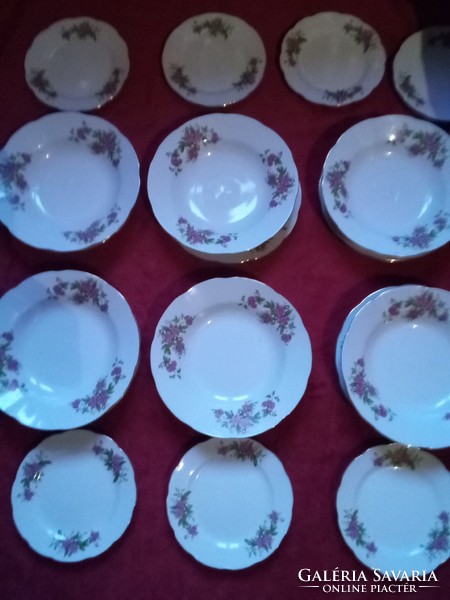 Chinese porcelain flower-patterned tableware for 6 people for Christmas, New Year's Eve and New Year celebrations