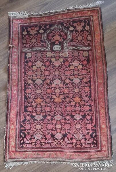 North Caucasus, Dagestan prayer rug. Hand knotted, rare!