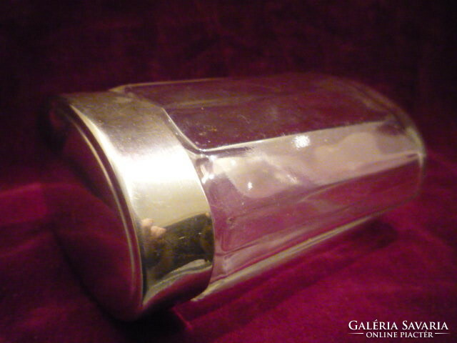 Fém tetejű ovális csiszolt pipere üveg 190230/004