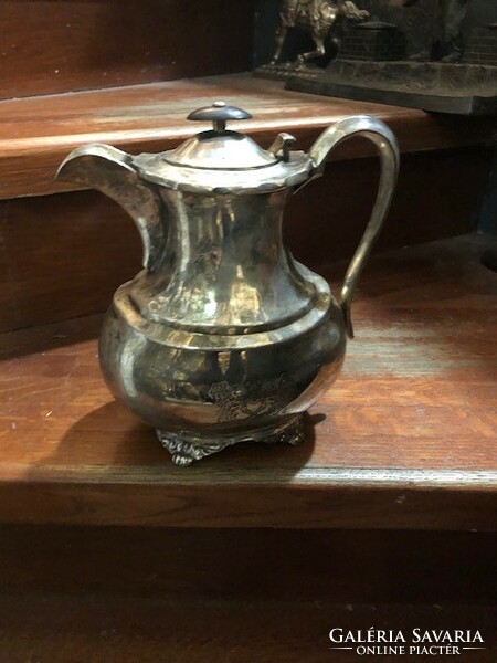 Szecessziós teáskanna, vastagon ezüstözött, jelzett, 18 cm-es.