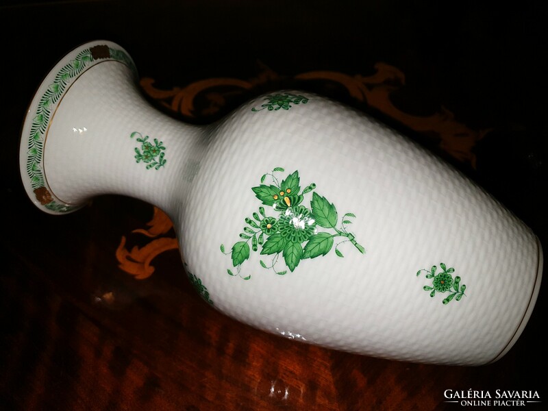 Herendi zöld Apponyi bordázott váza