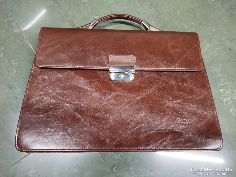 Women's leather briefcase