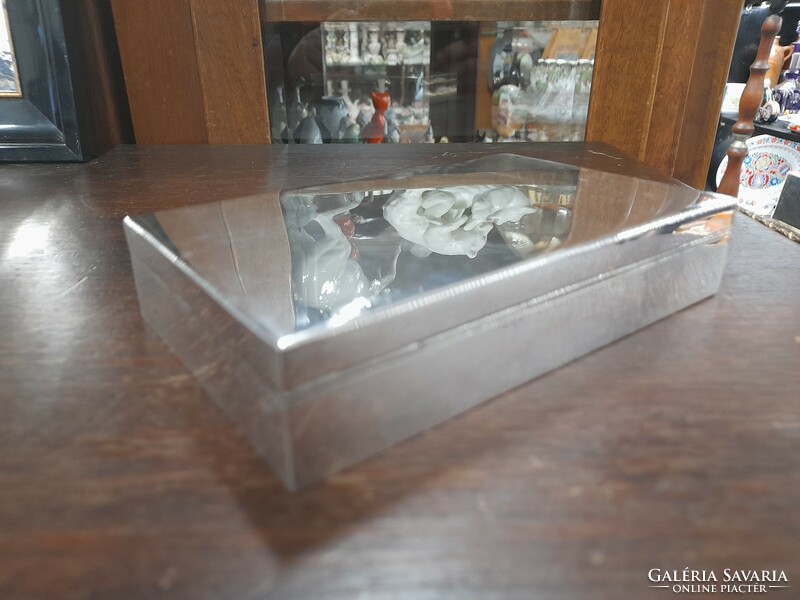 Art deco silver 925 card, cigarette box, wooden interior. 329.2 Grams, gross.